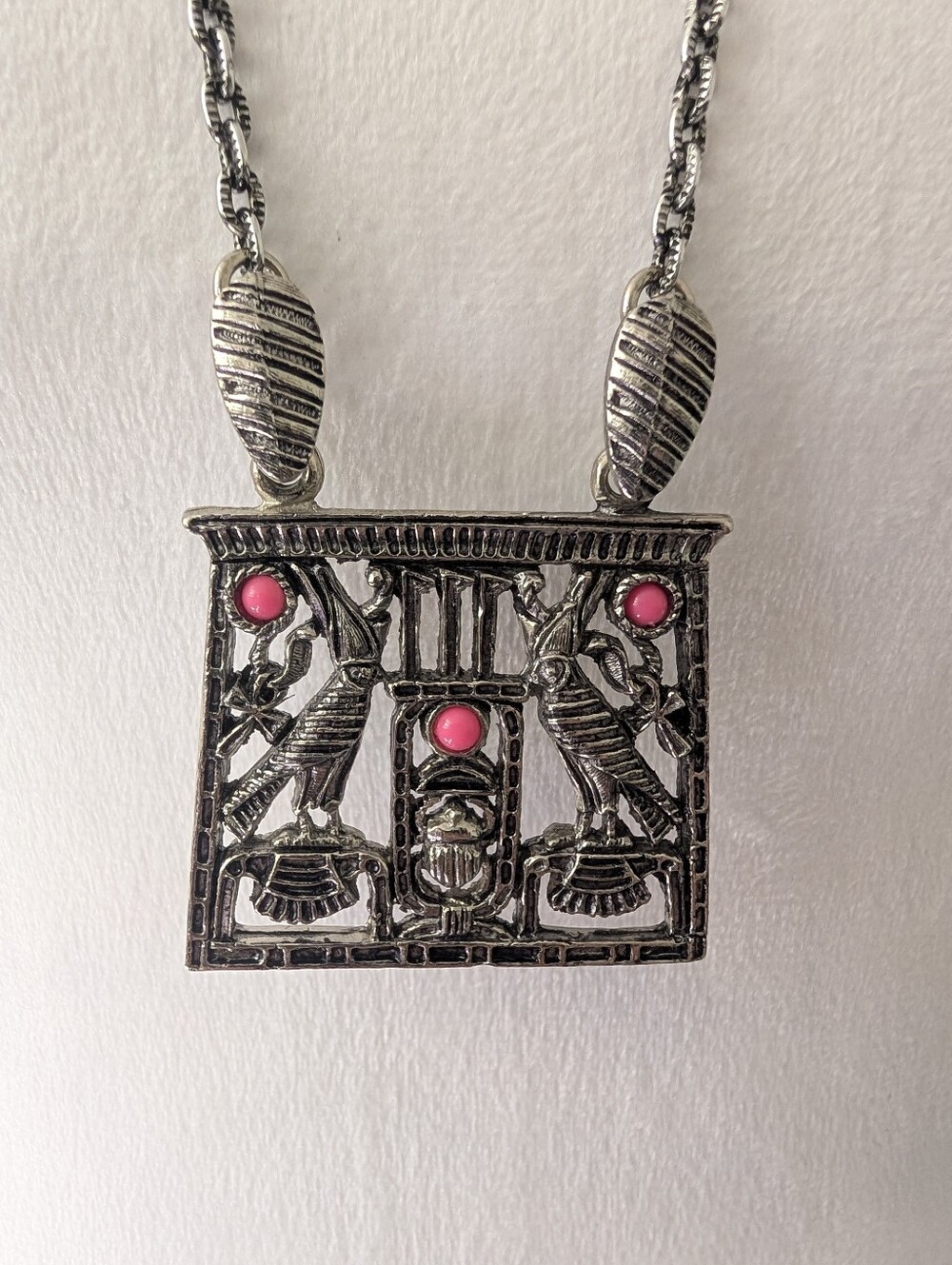 Vintage 1970's "Tut-Mania" Egyptian Revival Necklace Horus Pink Lucite 16"